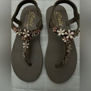 Skechers Cali Meditation Glass Daisy Women’s Sandals Size 8
